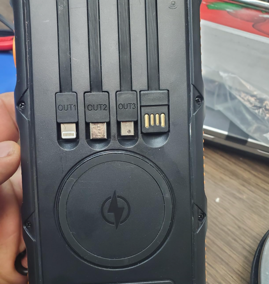 Lunavelle™ Wireless Solar Power Bank image Lunavelle™ Wireless Solar Power Bank